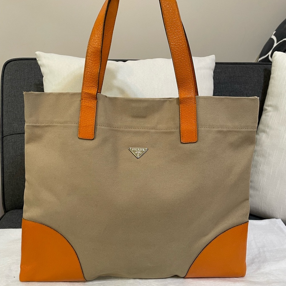 PRADA ❤️🌟 CANVAS WITH ORANG LEATHER HANDLES AND CORNERS ⭐️